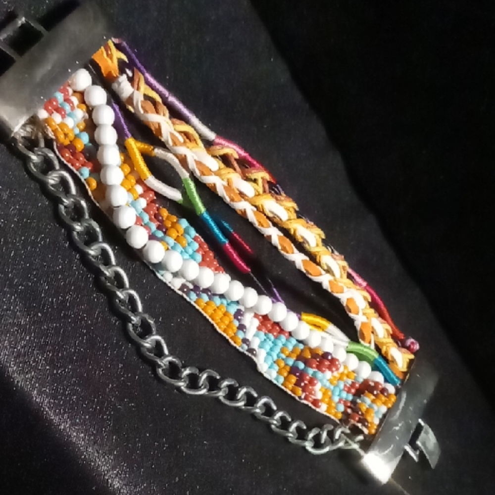 Multi strand Colorful Beaded Bracelet with Silver Chain and clasp sz. 7